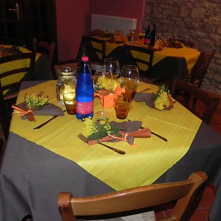 Hotel Chiar Di Luna