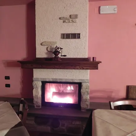 Hotel Chiar Di Luna Camporgiano